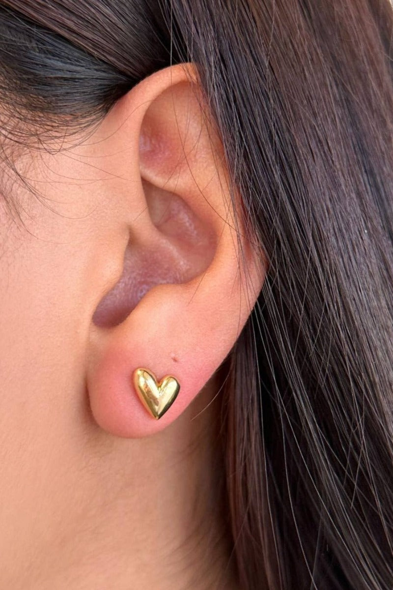 GoldFi - Mini Uneven Heart Stud Earrings in 18k Gold Fill