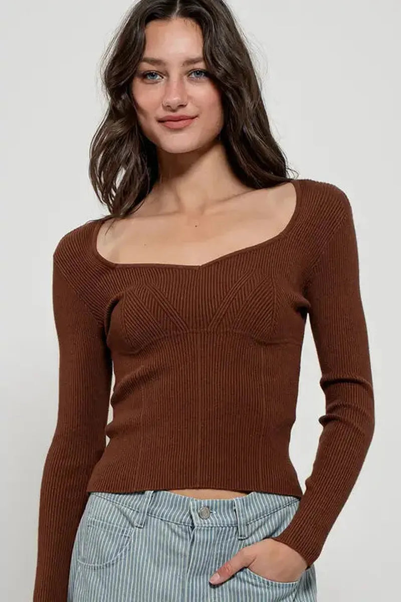 Urban Daizy - Sweetheart Neck Ribbed Knit Fitted Long Sleeve Top | brown