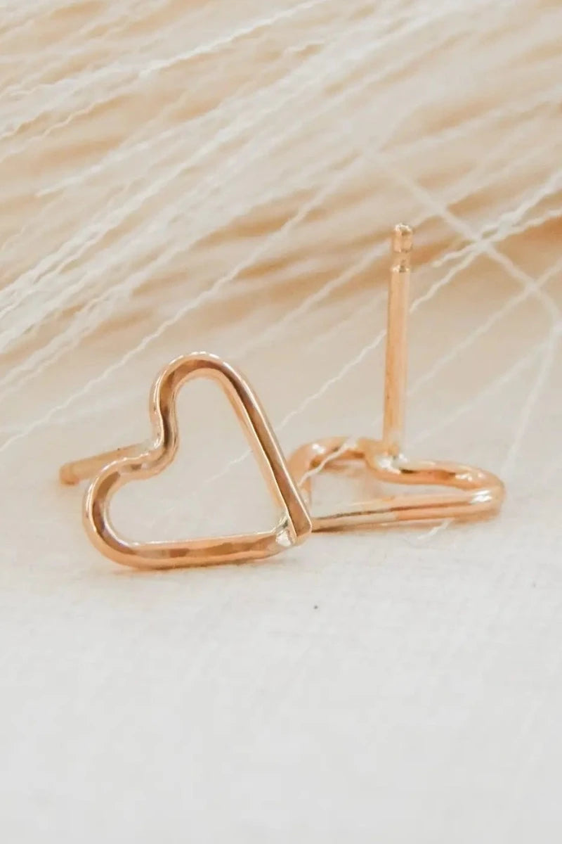 Barberry and Lace - Hammered Heart Stud Earrings in 14k Gold Fill