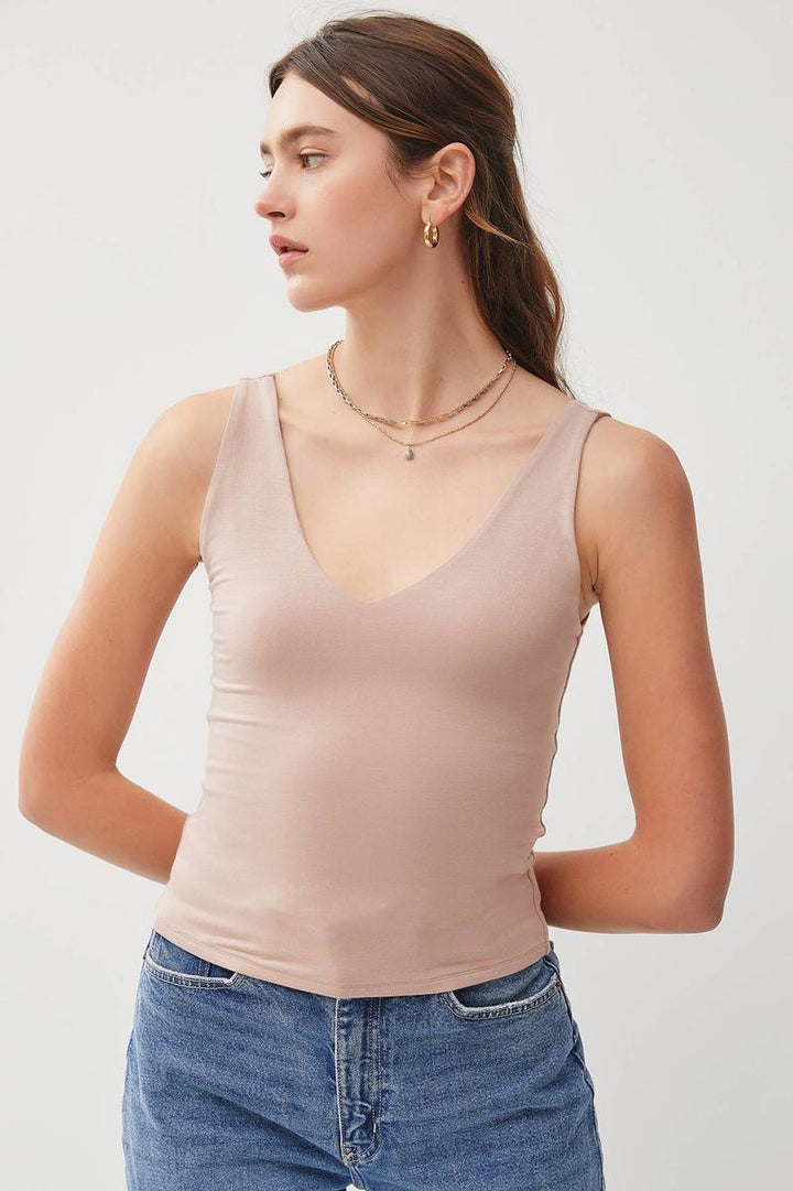 Be Cool - Basic V-Neck Tank