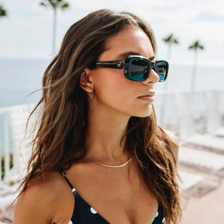 I-SEA - Margot with Black Frames and Smoke Polarized Lenses