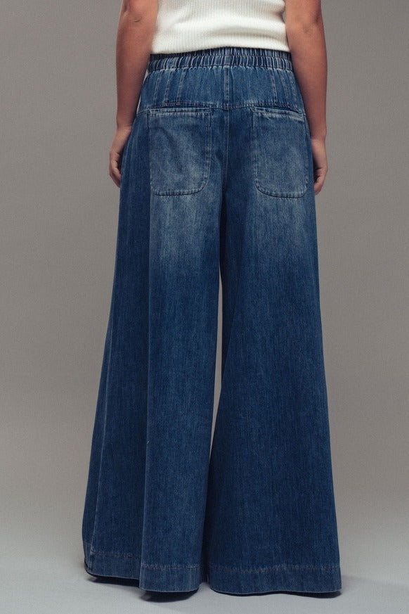 Urban Daizy - Pleated Wide-Leg Button Closure Pants