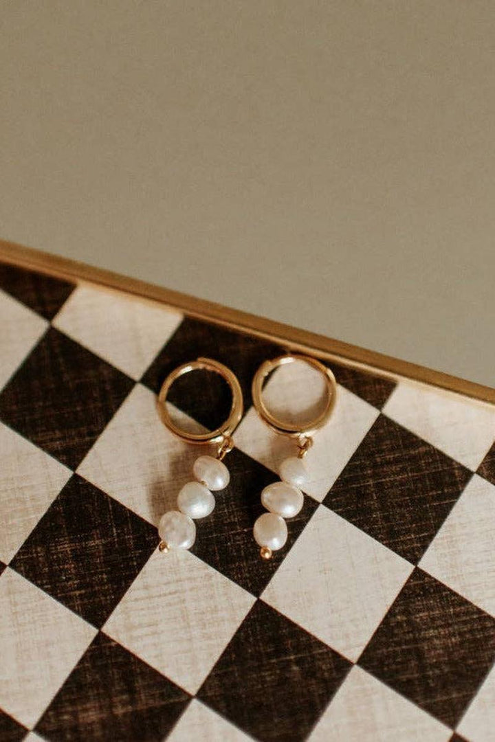 Mauve Jewelry Co. - Catalina Pearl Earrings