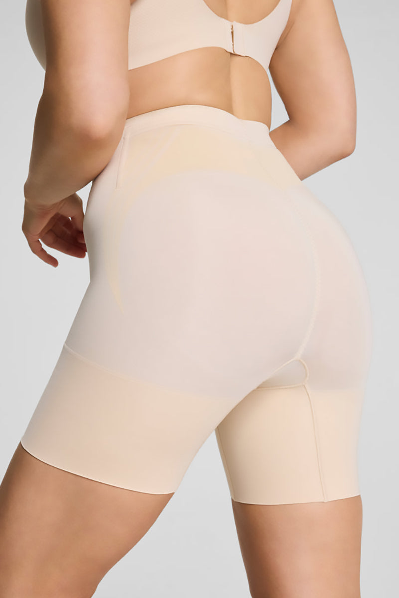 SPANX - Mid-Thigh Short