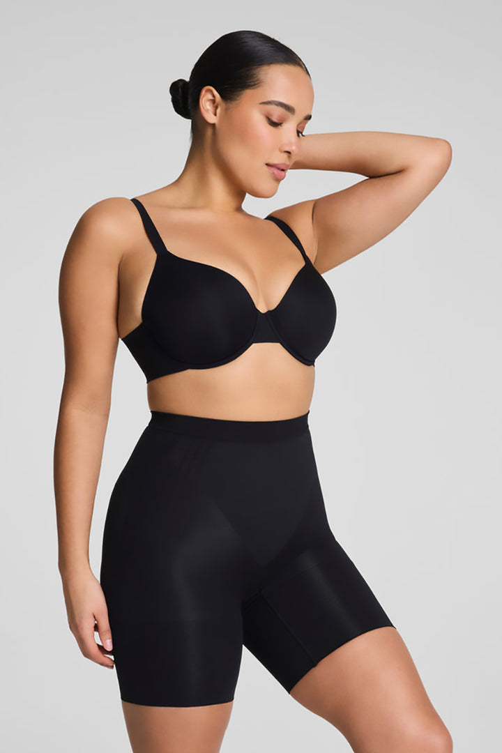 SPANX - Mid-Thigh Short in Very Black