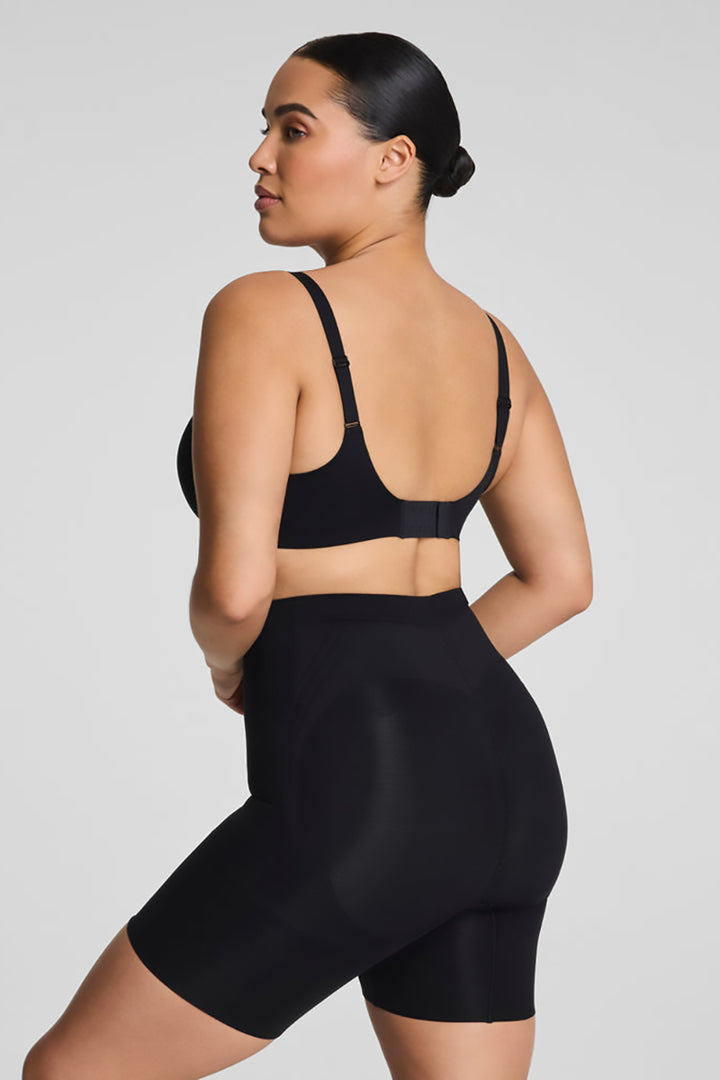SPANX - Mid-Thigh Short in Very Black