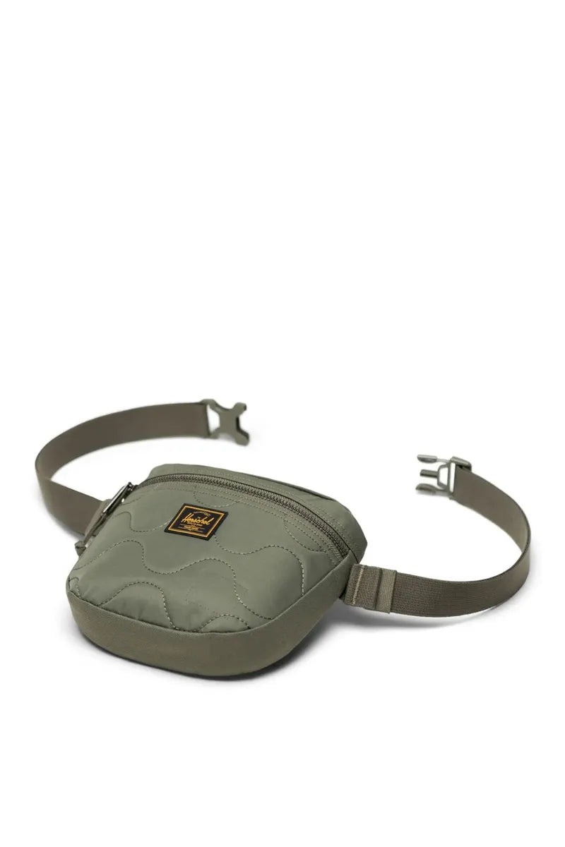 Herschel - Settlement Quilted Capsule Hip Pack in Beetle