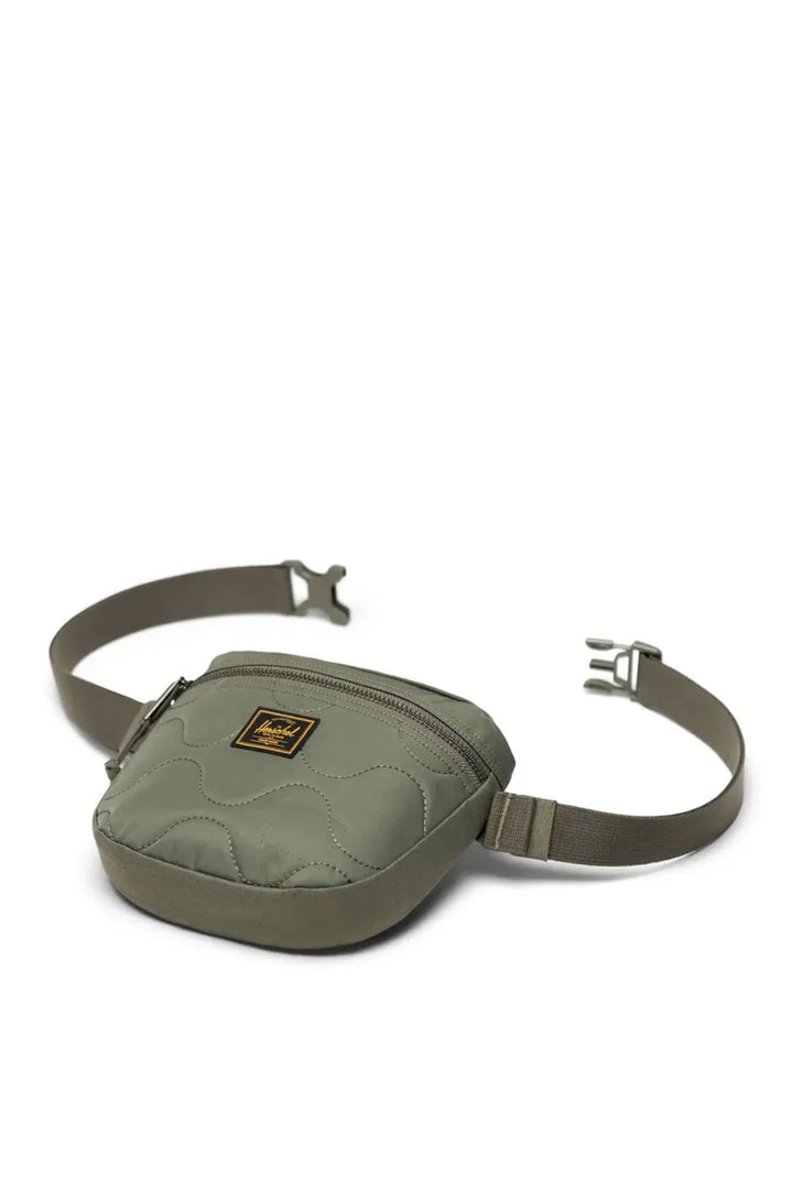Herschel - Settlement Quilted Capsule Hip Pack in Beetle