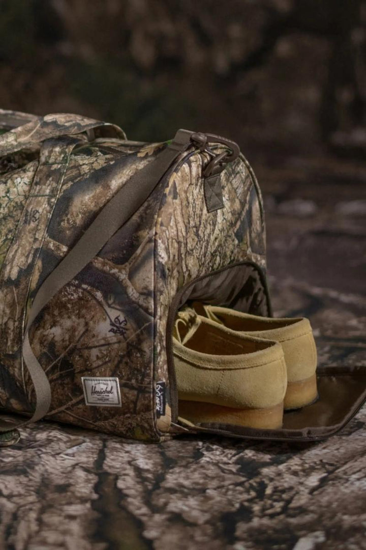 Herschel - Realtree® Herschel Novel™ Duffle - 43L
