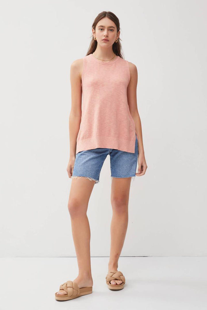 Be Cool -    Classic Pullover Raw Seam Detailed Knit Tank in Rose