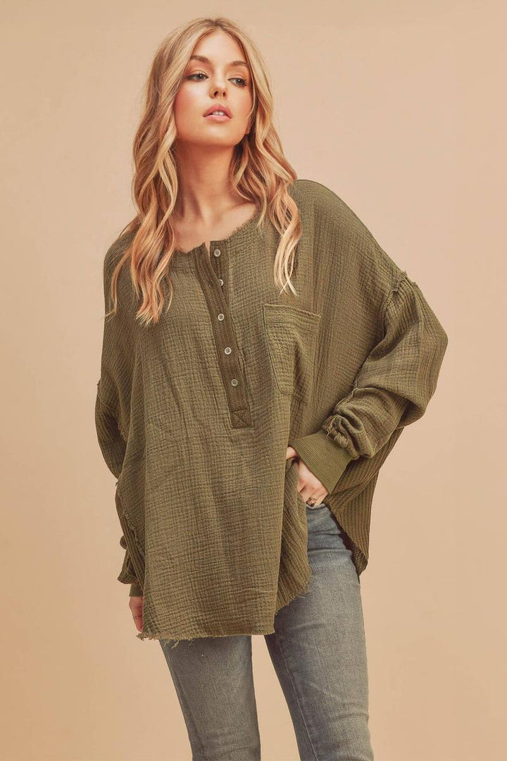 AEMI + CO -  Majorie Top in Olive