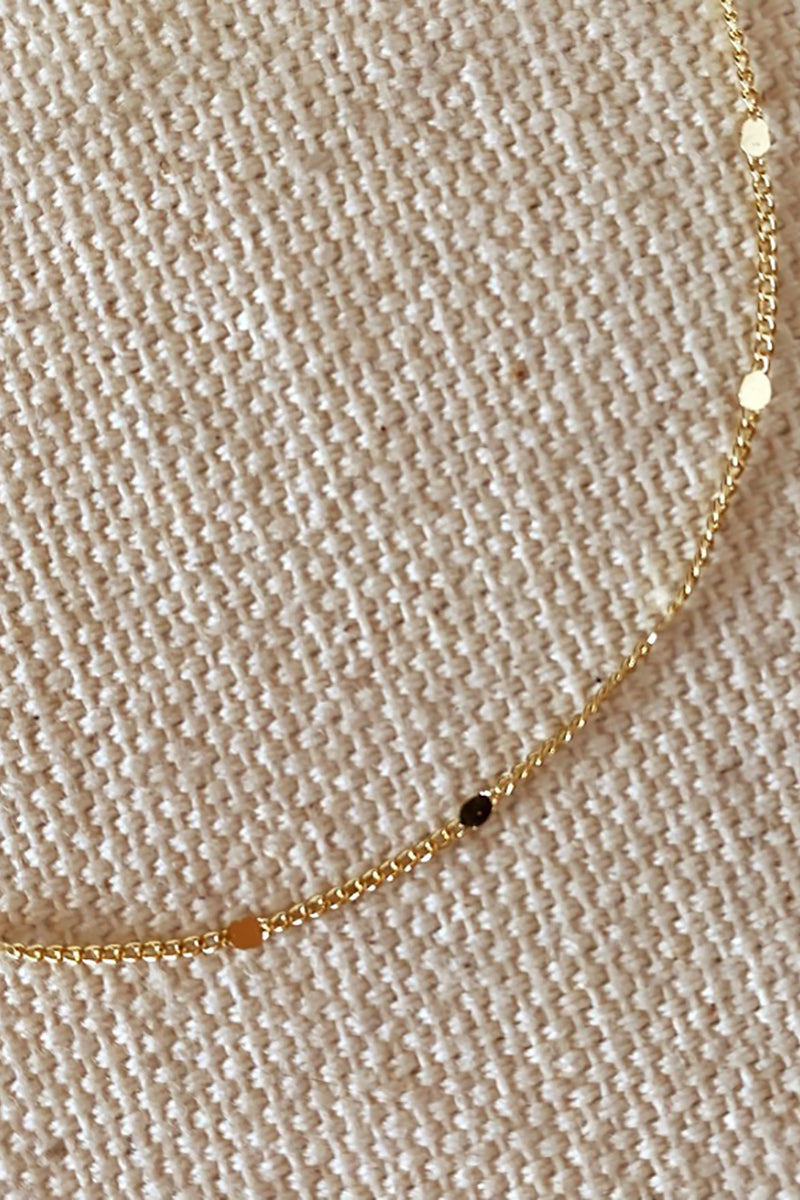 GoldFi - Curb Bracelet with Pressed Details in Gold - 1mm