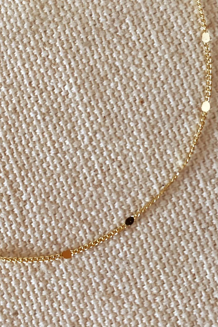 GoldFi - Curb Bracelet with Pressed Details in Gold - 1mm