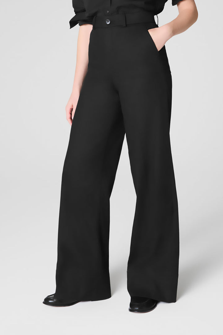 SPANX - Wide Leg Pant in Classic Black