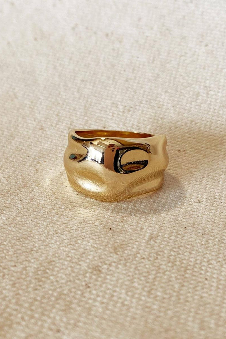 GoldFi - 18k Gold Filled Wavy Wide Band Ring