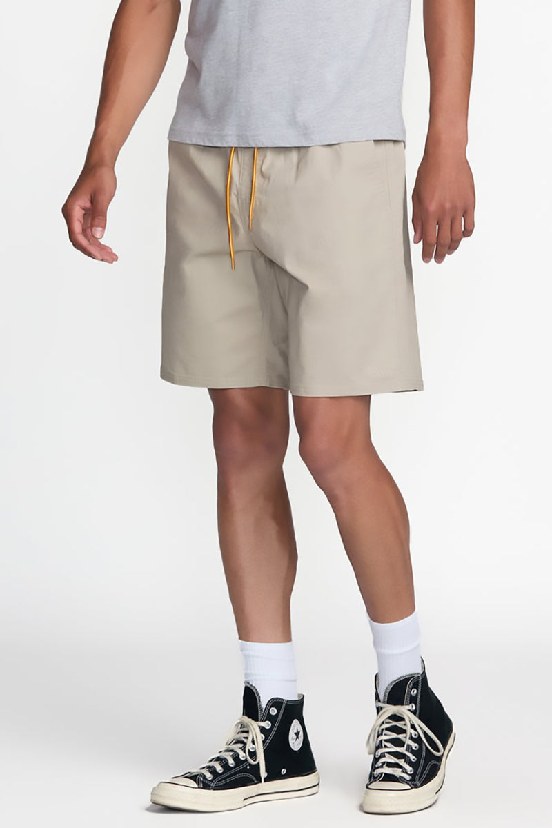RVCA - Weekend Elastic 2 19in Short in Light Khaki