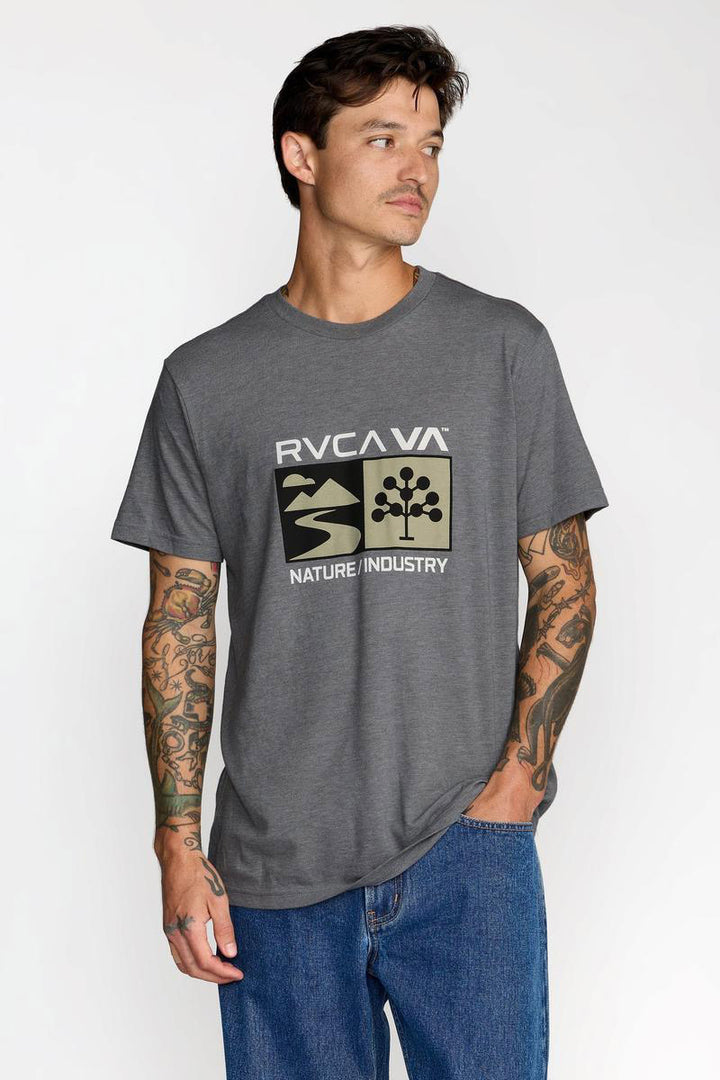RVCA - Harvester Short Sleeve Shirt in Smoke