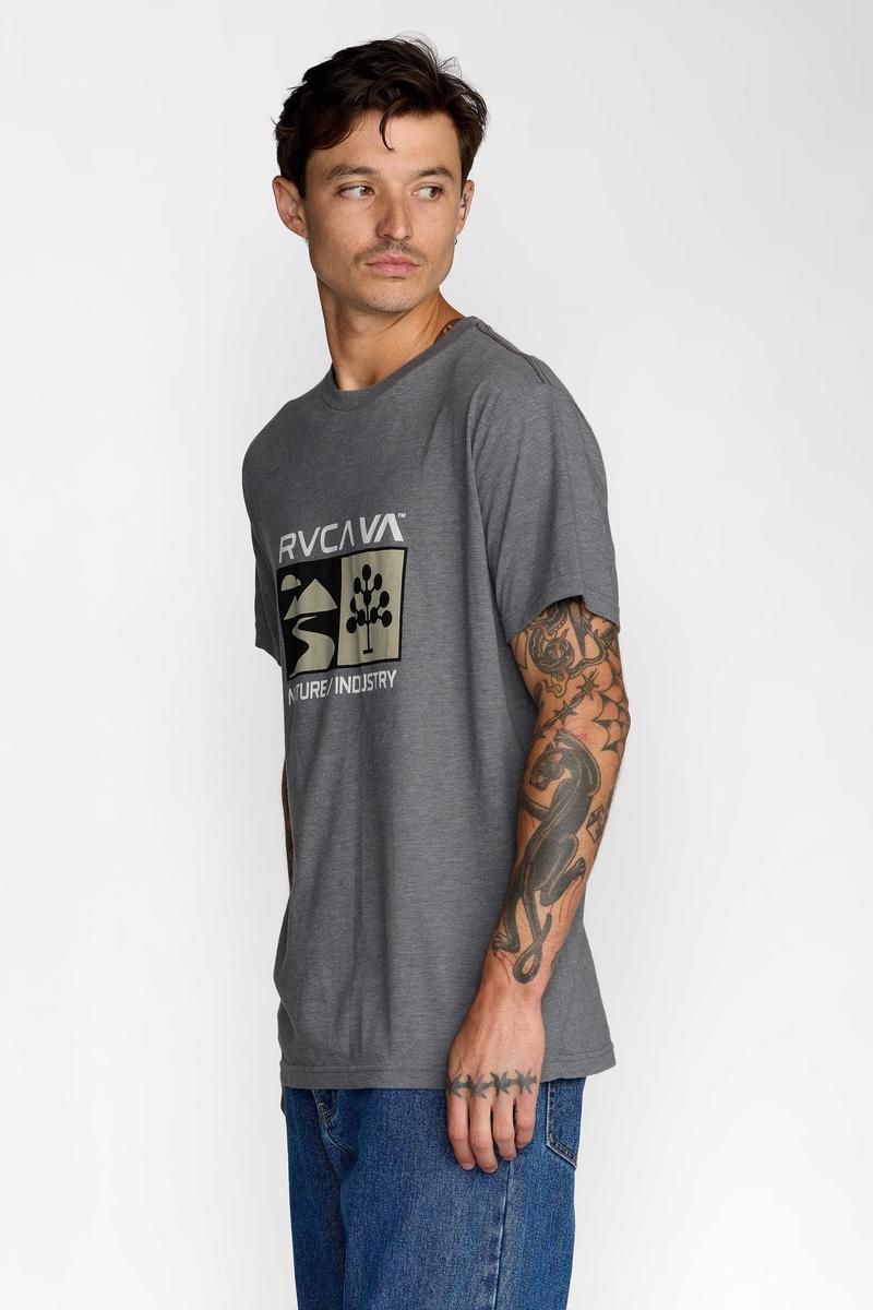 RVCA - Harvester Short Sleeve Shirt in Smoke