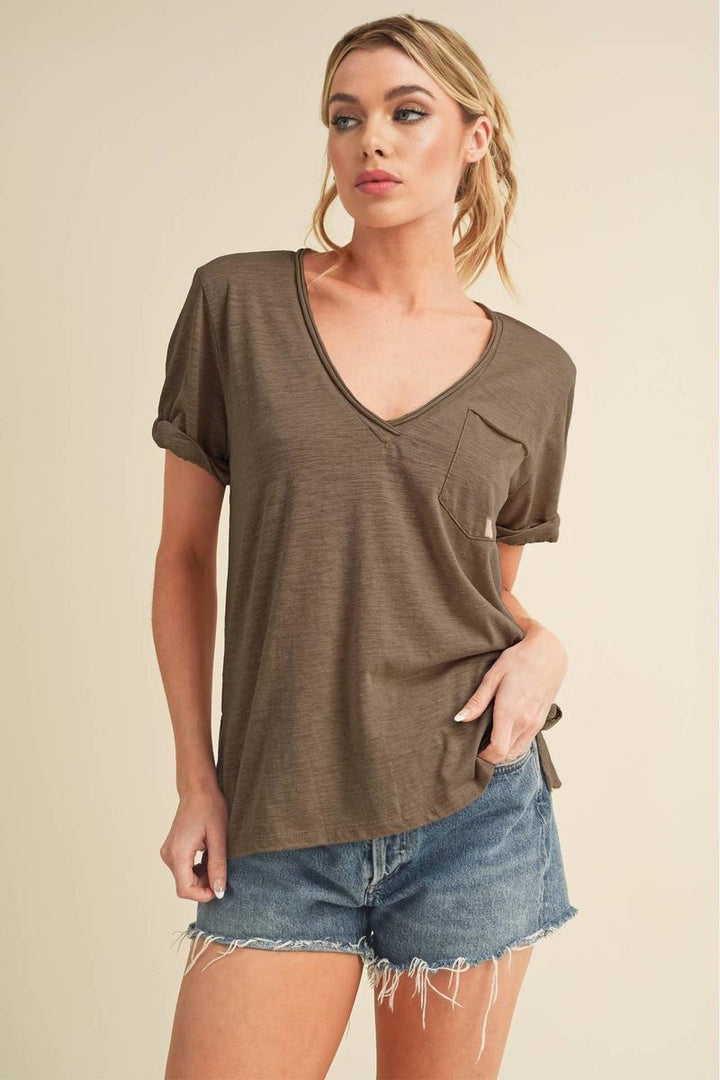 AEMI+CO - Zoie V-Neck Short Sleeve Tee in Chocolate