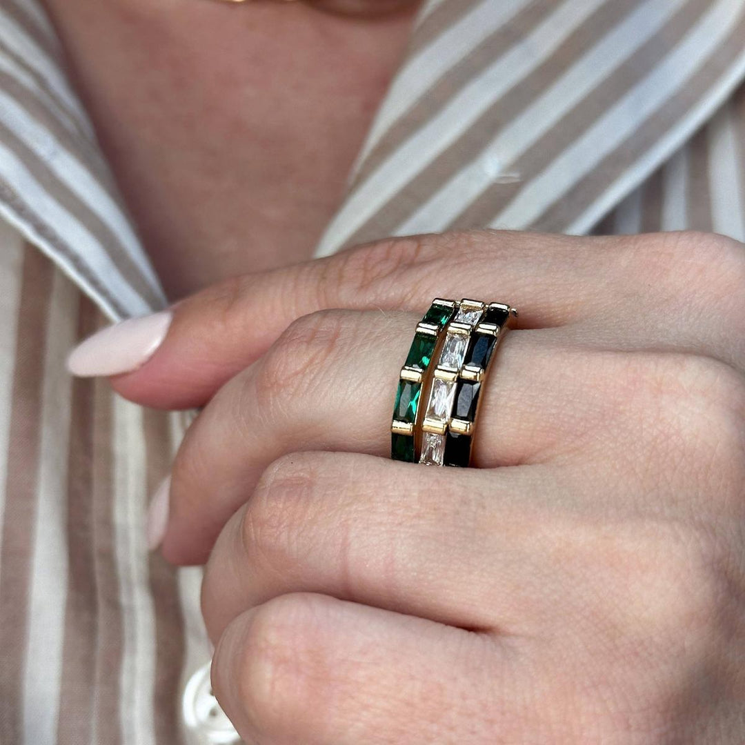 GoldFi - 18k Gold Filled Baguette CZ Band Ring: Emerald / 7.5