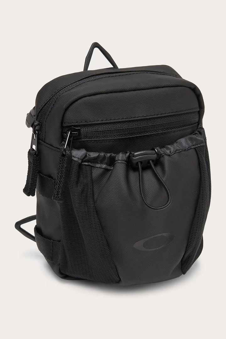 Oakley - Rover Crossbody in Blackout