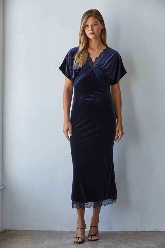 By Together - Woven V-Neck Short Sleeve Lace Trim Detail Dress