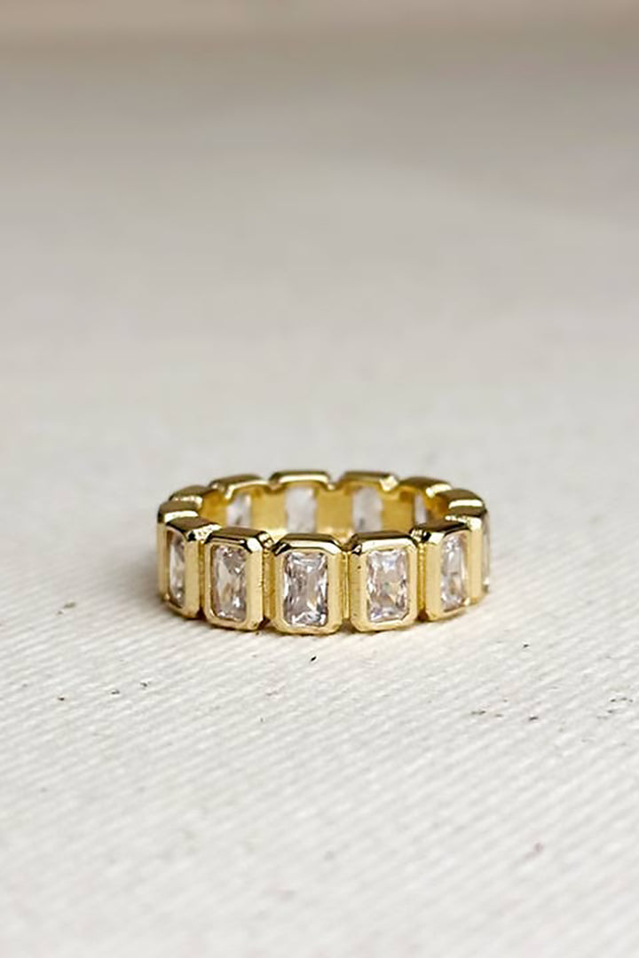 GoldFi - Chunky Cubic Zirconium Eternity Band Ring in Gold - Size 6.5