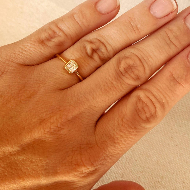 GoldFi - Dainty 18k Gold Filled Square Solitaire Ring: 9