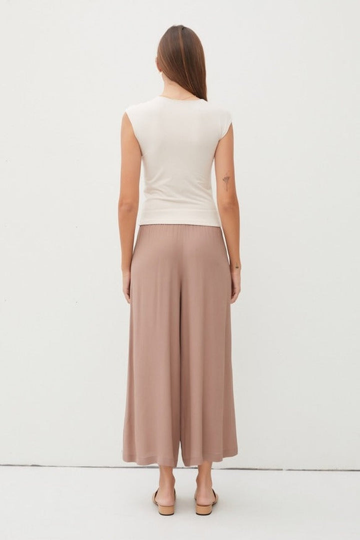 Be Cool - Basic Cap Sleeve Knit Top in Ecru