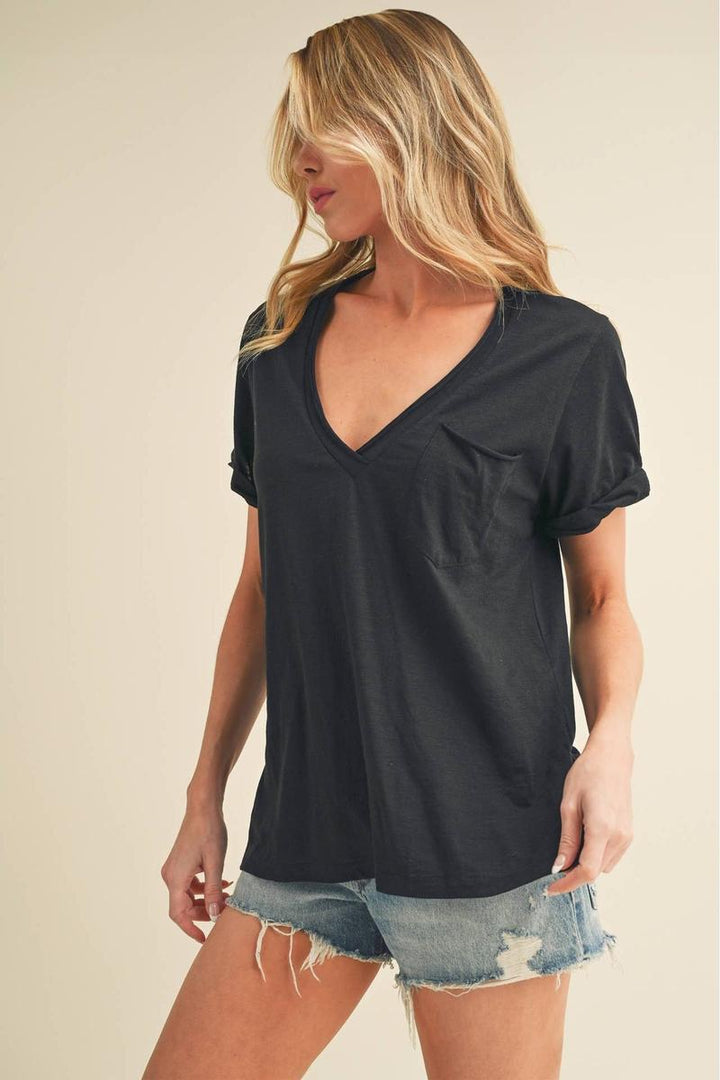 AEMI+CO - Zoie V-Neck Short Sleeve Tee in Black