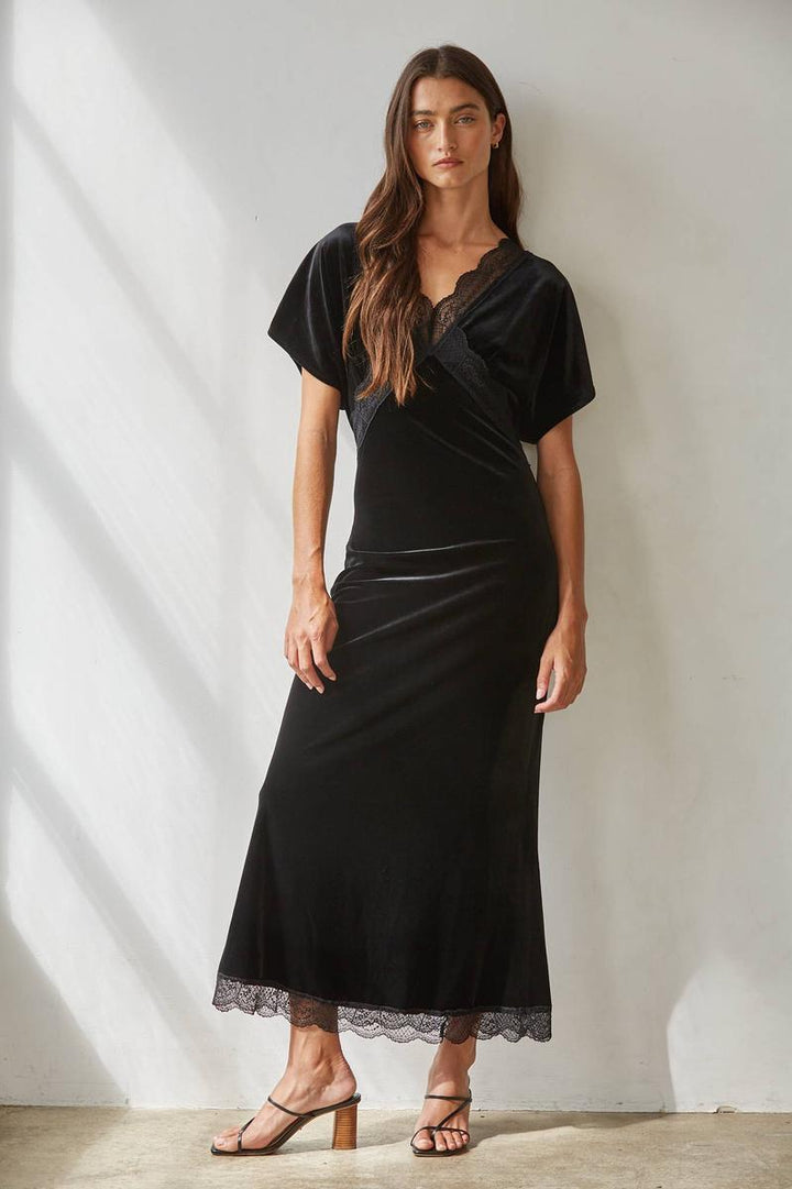 By Together - Woven V-Neck Short Sleeve Lace Trim Detail Dress