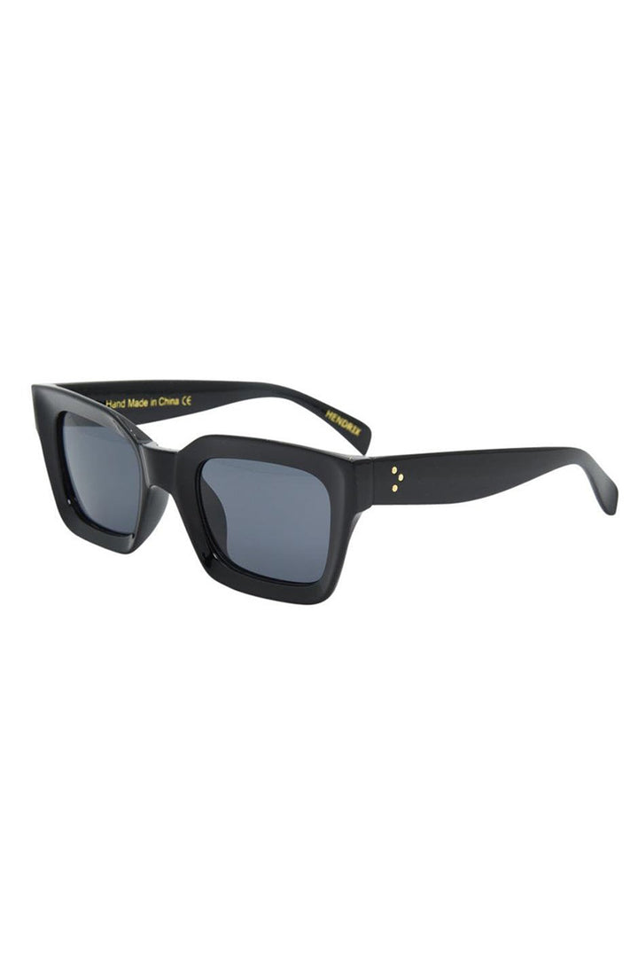 I-SEA - Hendrix in Black Frames with Smoke Polarized Lenses