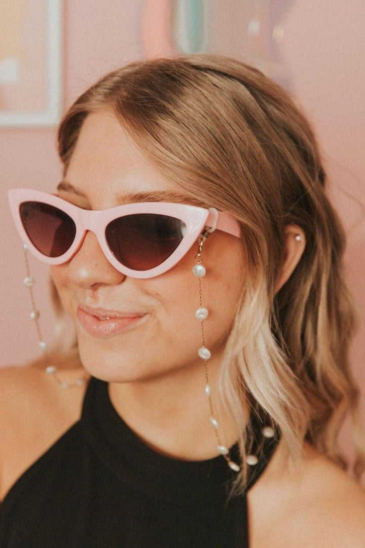 Mauve Jewelry Co. - Pearl Sunglasses Chain