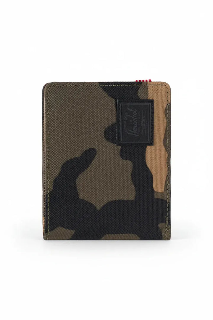 Herschel - Roy Wallet in Woodland Camo Black Label