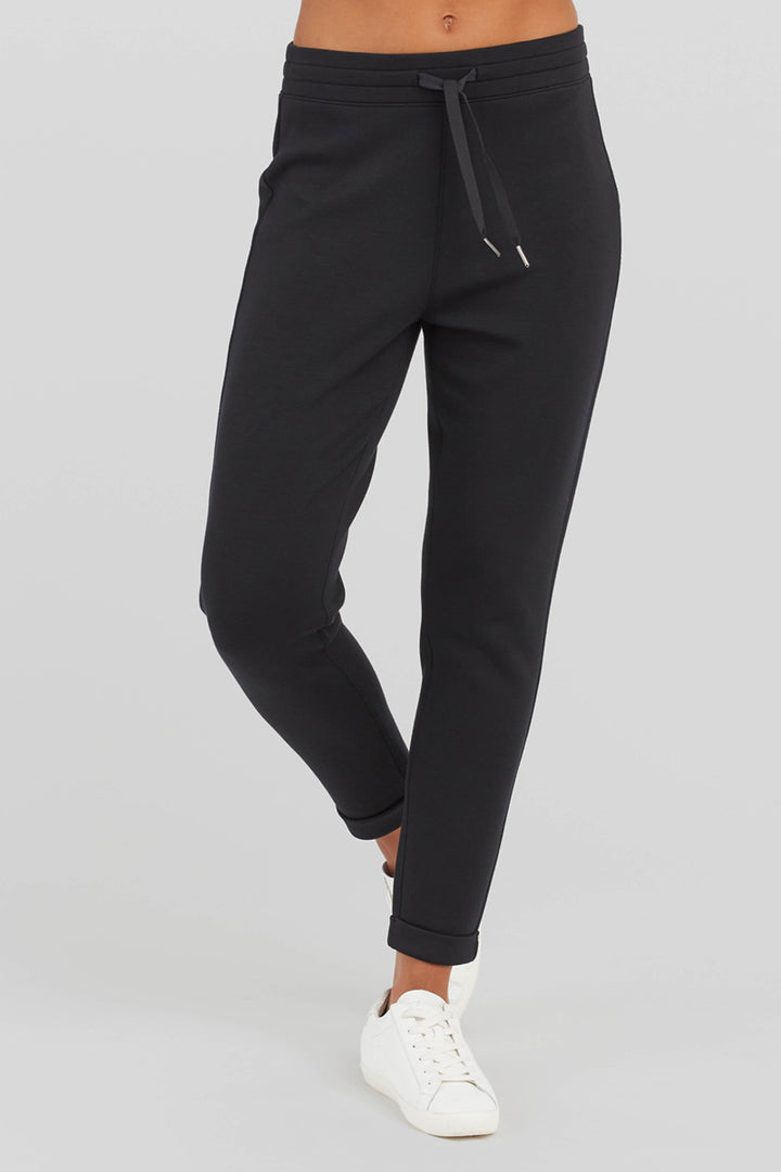 SPANX - AirEssentials Tapered Pant in Very Black