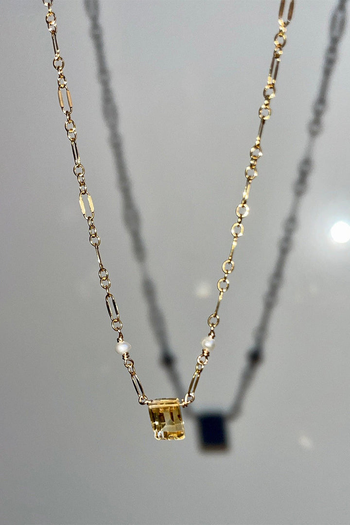 Tree Myriah - Citrine Necklace in Gold