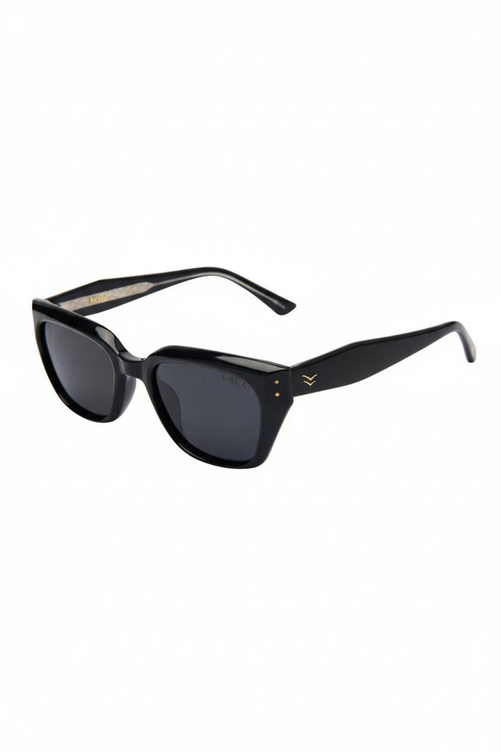 I-SEA - Nova with Black Frames and Smoke Polarized Lenses