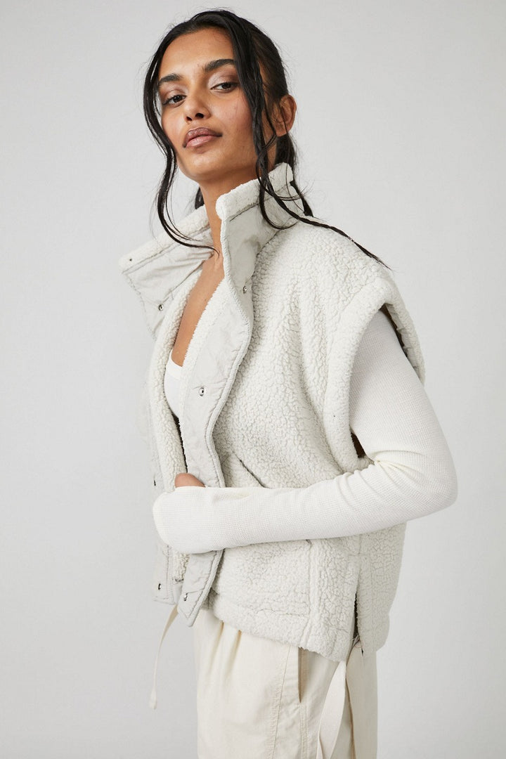Free People Movement - Scout It Out Fleece Vest in Birch Tree
