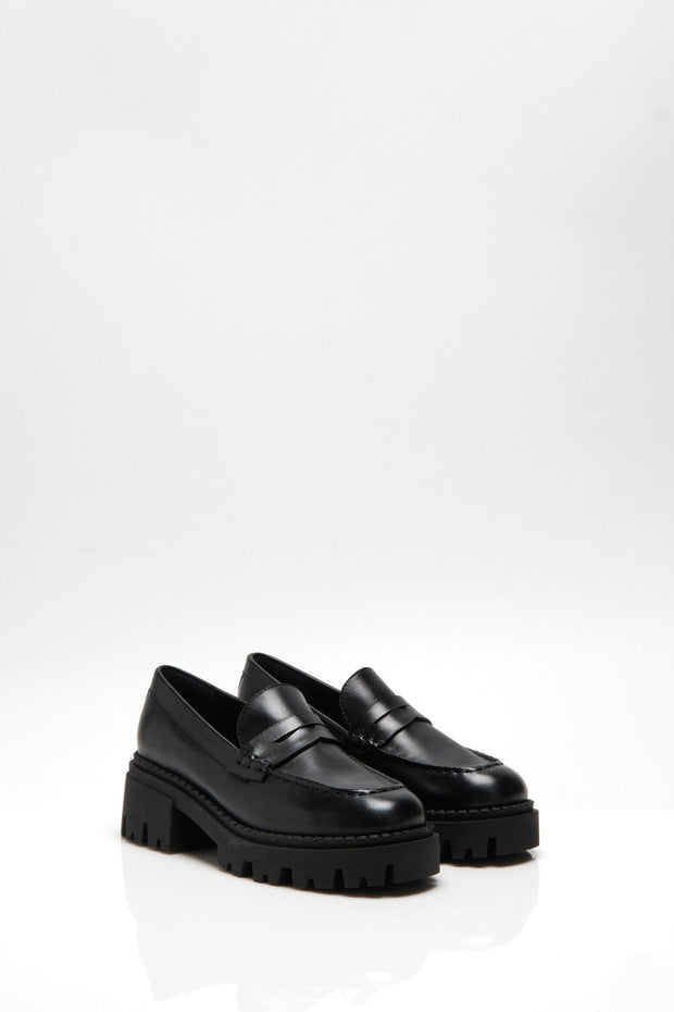 Free People - Lyra Lug Sole Loafers in Black