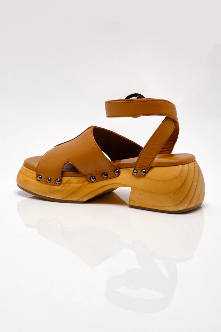 Free People - Carson Clog in Luggage Leather
