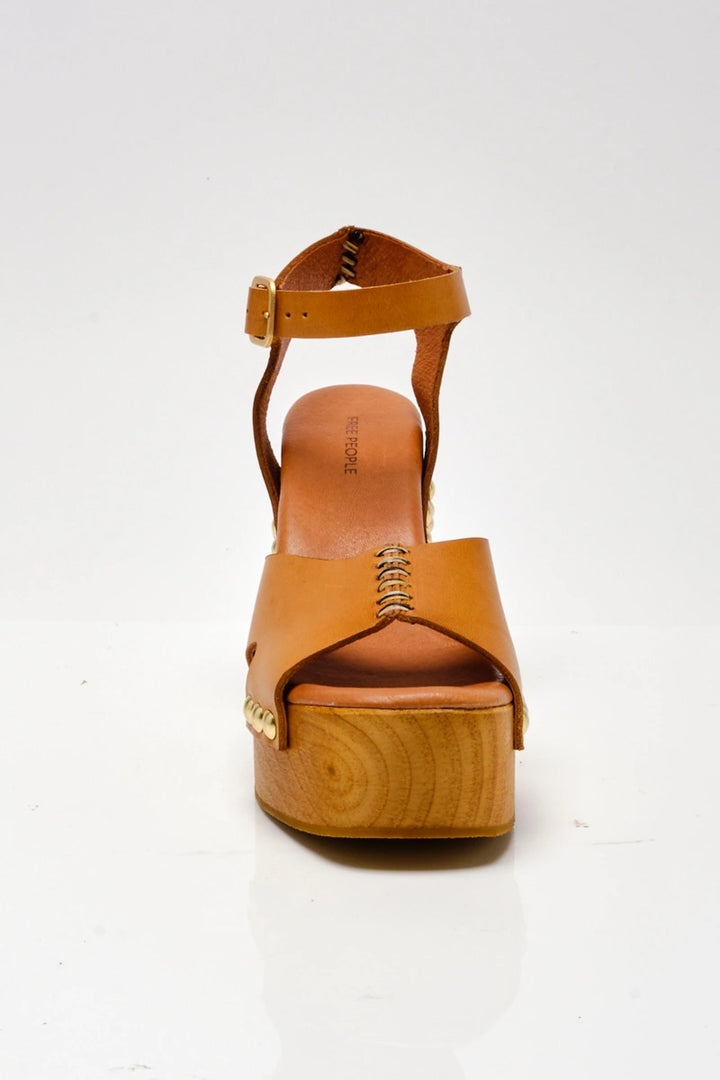 Free People - Cecily Clogs in Luggage