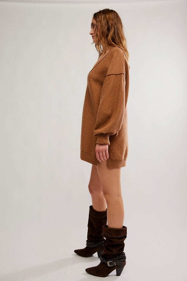 Free People - We The Free Chelsea V Neck Tunic in Muscavado