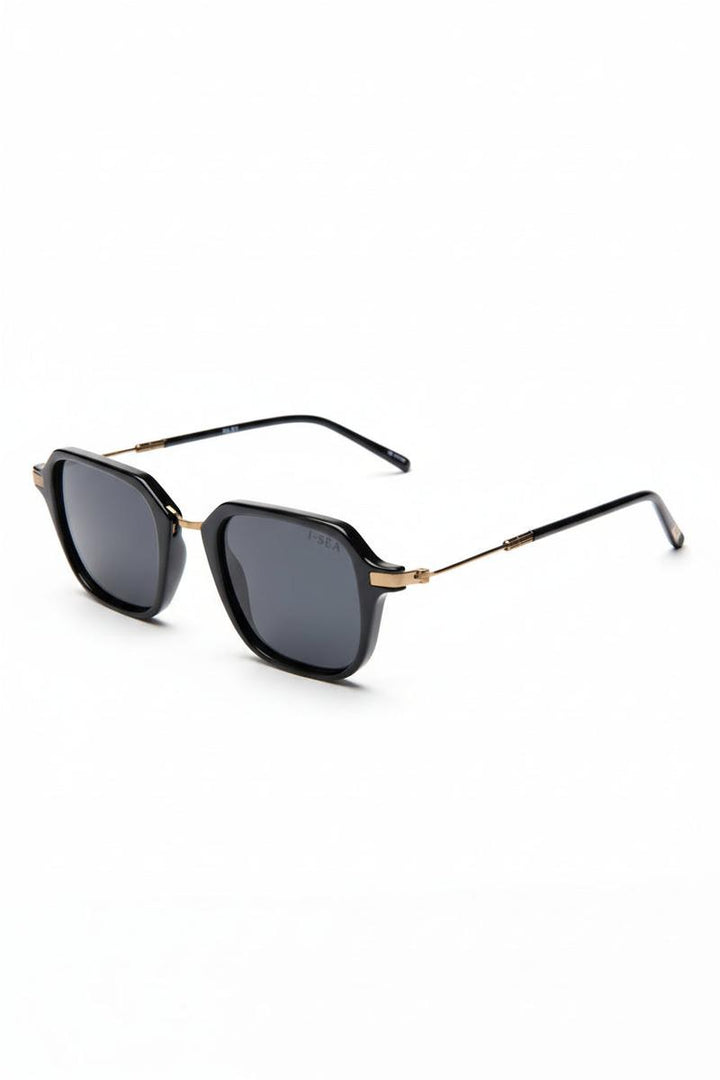 I-SEA - Riley With Black Frame and Smoke Polarized Lenses