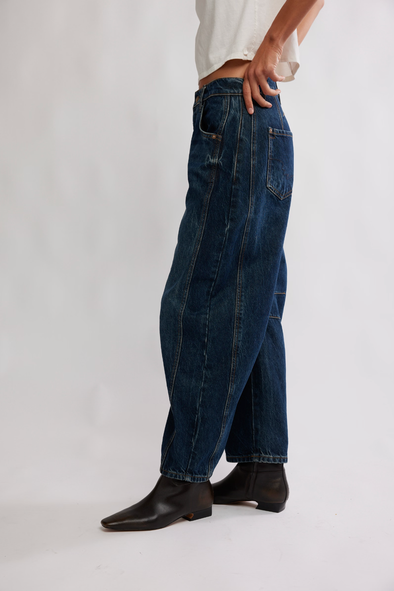 Free People - We The Free Good Luck Mid Rise Barrel Jeans in Deep End