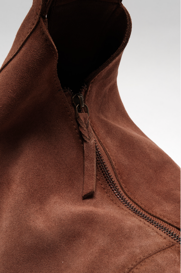Free People - Roma Suede Tote Bag in Rust