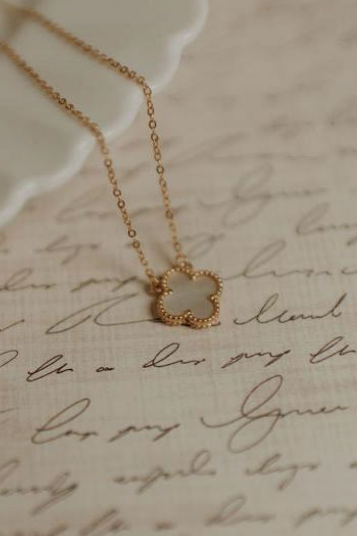 Mauve Jewelry Co. - Elizabeth Clover Necklace