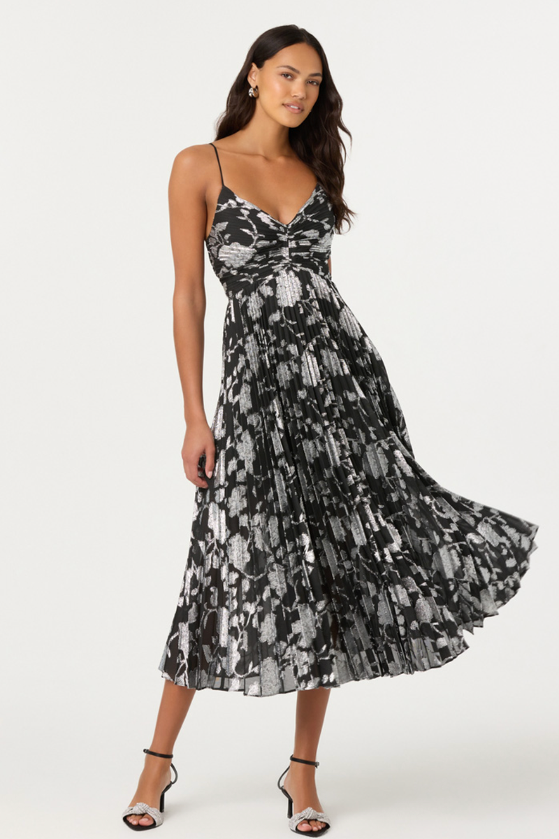 ASTR the Label | Saoirse Metallic Pleated Midi Dress in Black Silver | Size S ASTR the Label | Saoirse Metallic Pleated Midi Dress in Black Silver | Size S