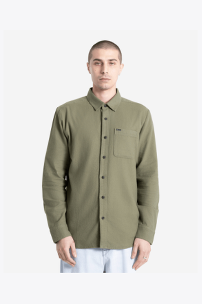 Volcom - Caden Solid Long Sleeve Shirt in Dark Olive