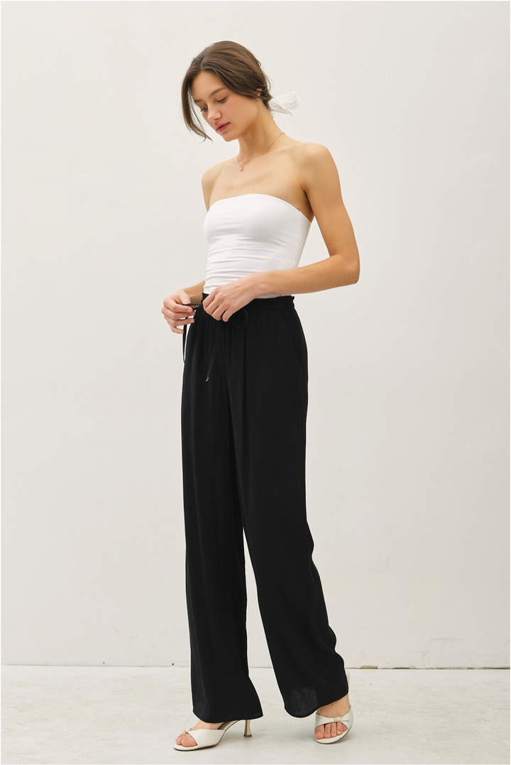 Be Cool - Crinkle Wide-Leg Pants in Black