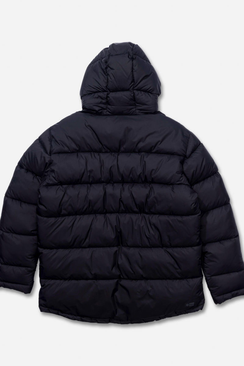 Salty Crew - Apex Barrier Jacket in Pirate Black